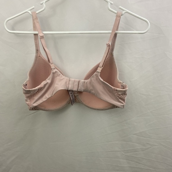 Body By Victoria’s Secret 34D Bra Lined Perfect Coverage Light Pink Lace - Picture 7 of 15